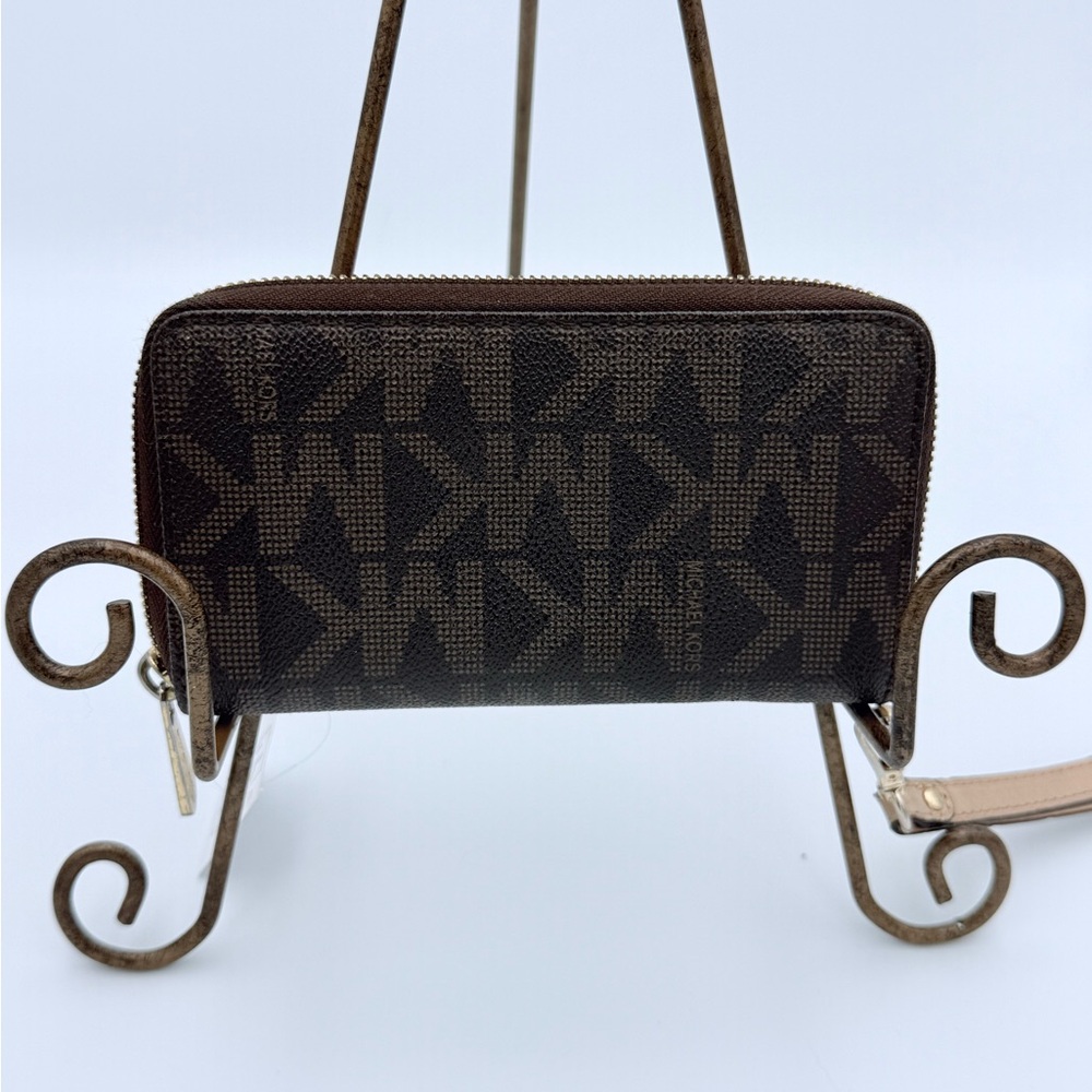 Michael Kors MK Monogram Jet Set Wristlet - EUC - Picture 2 of 11